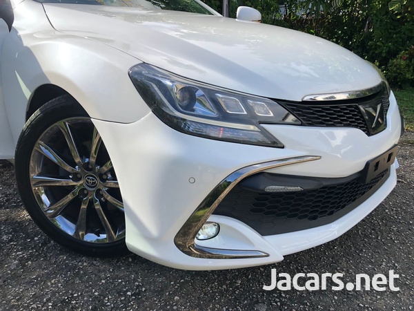 Toyota Mark X 2,5L 2016-8