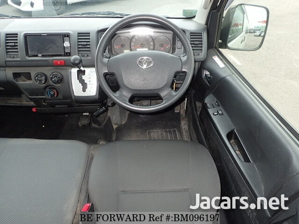 Toyota Hiace 3,0L 2017-12