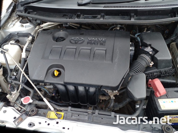 Toyota Premio 2,0L 2013-2