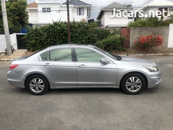 Honda Accord 2,0L 2011-1