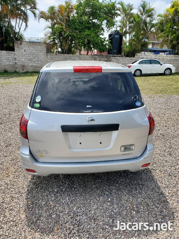 Nissan AD Wagon 1,8L 2016-3