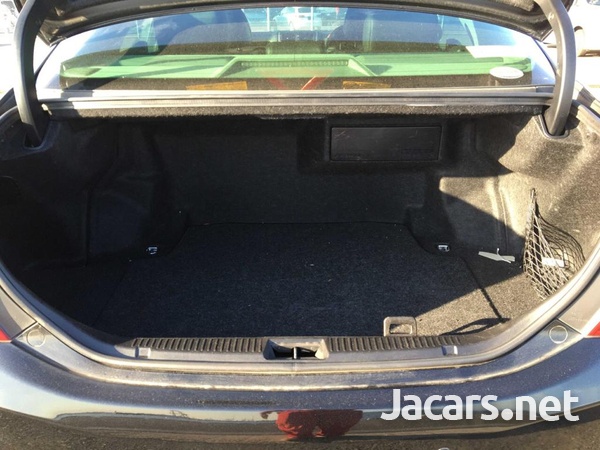 Toyota Crown 4,6L 2013-4