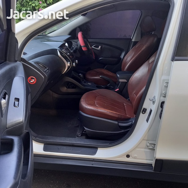 Hyundai Tucson 2,4L 2012-6