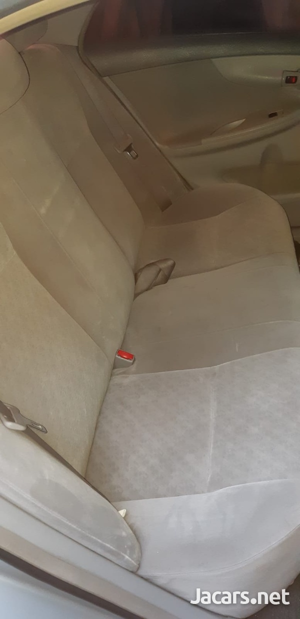 Toyota Corolla 1,5L 2009-8