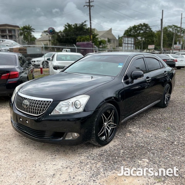 Toyota Crown 2,5L 2012-1
