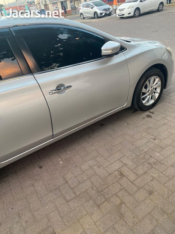 Nissan Sylphy 1,8L 2013-5
