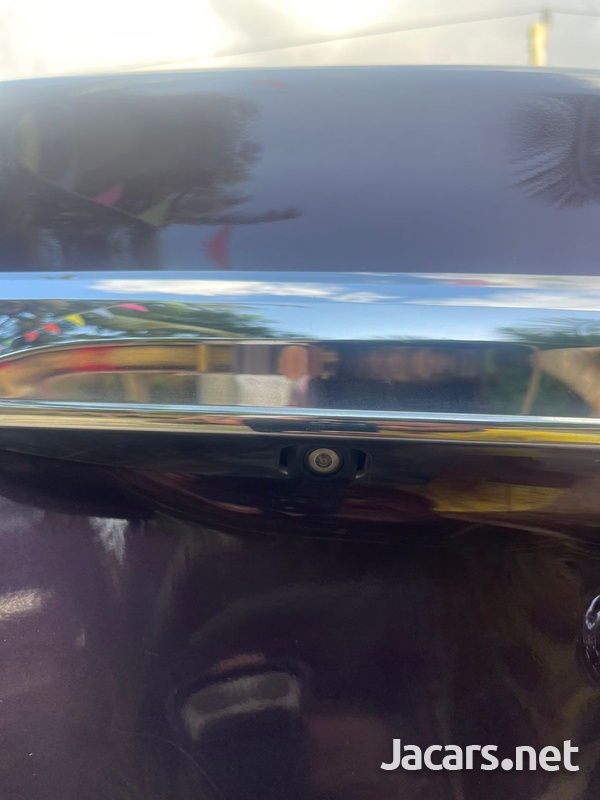 Toyota Axio 1,5L 2013-6