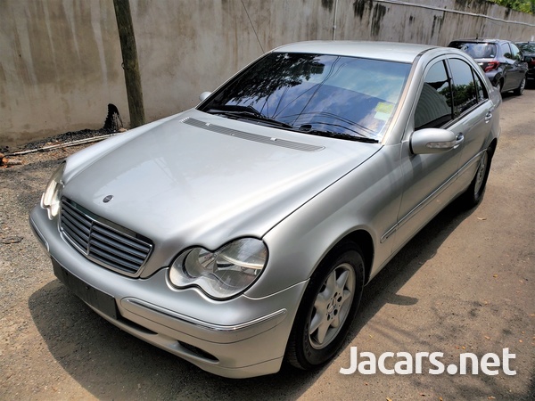 Mercedes-Benz C-Class 2,0L 2003-10