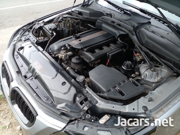 BMW 5-Series 3,5L 2004-2