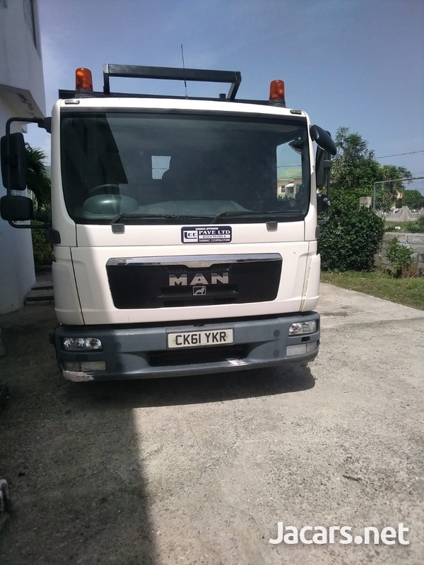 MAN TGL TRUCK-1