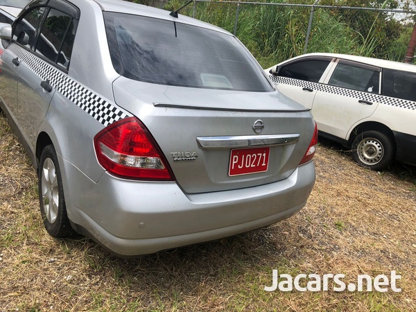 Nissan Tiida 1,5L 2012-5