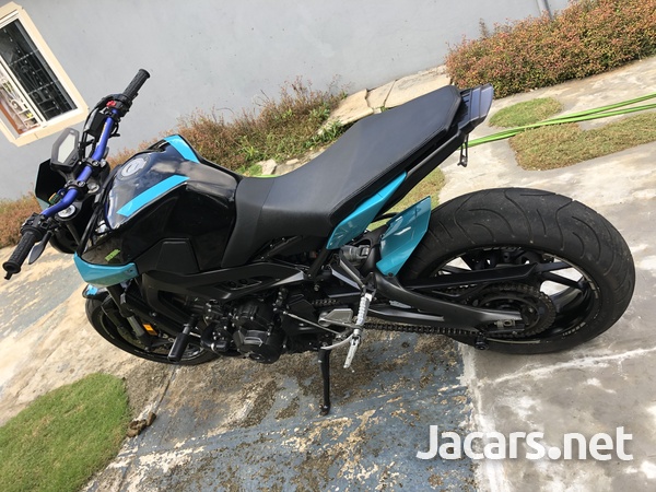 Fzo7 Yamaha 900 2017-1