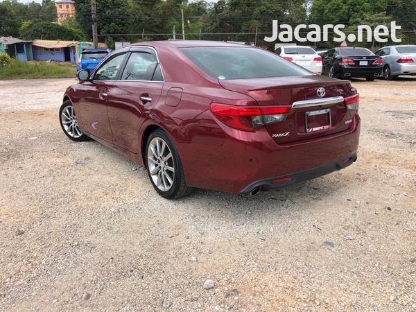 Toyota Mark X 2,5L 2013-6