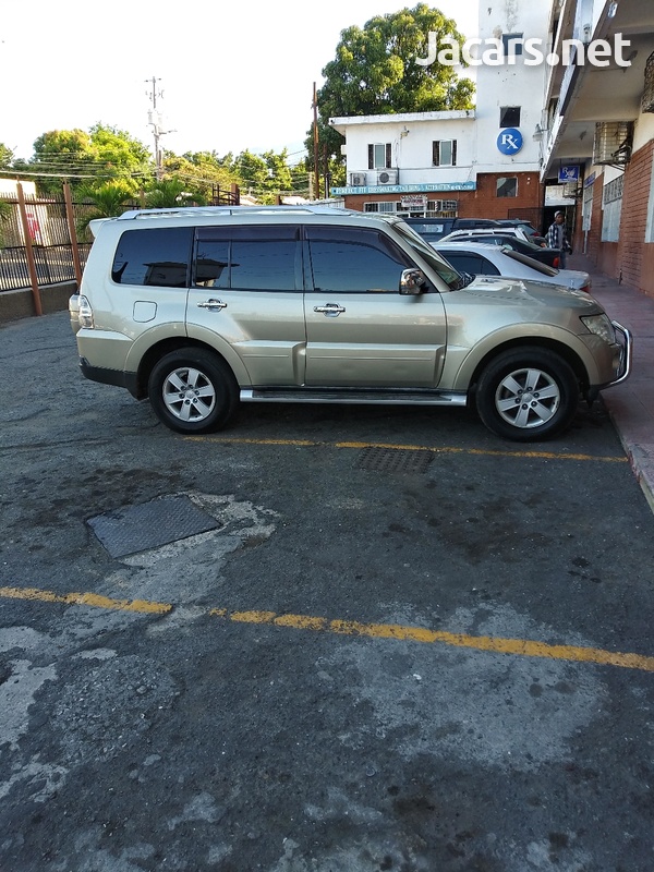 Mitsubishi Pajero 3,0L 2008-7