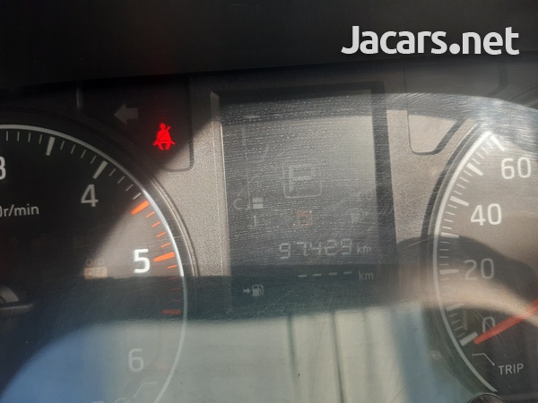 Nissan Caravan 2,0L 2016-9