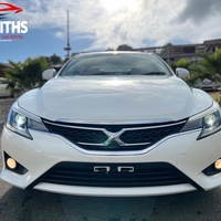 Toyota Mark X 2,5L 2015 Toyota Mark X 2,5L 2015