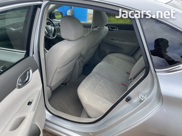 Nissan Sylphy 1,8L 2014-7