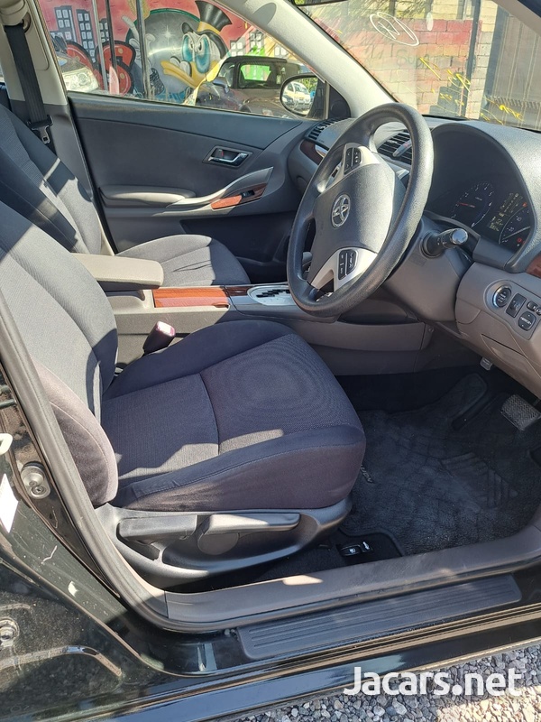 Toyota Allion 2,0L 2013-11