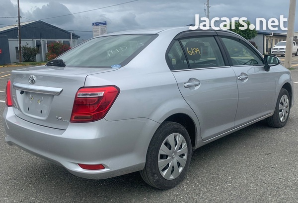 Toyota Axio 1,5L 2017-4