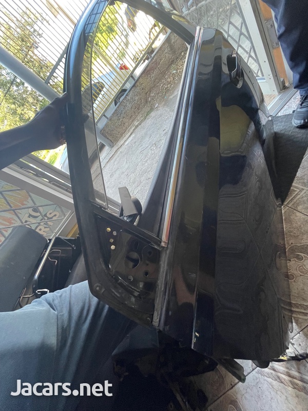 2012-2016 Toyota Auris or Toyota Blade Complete Left Door-2