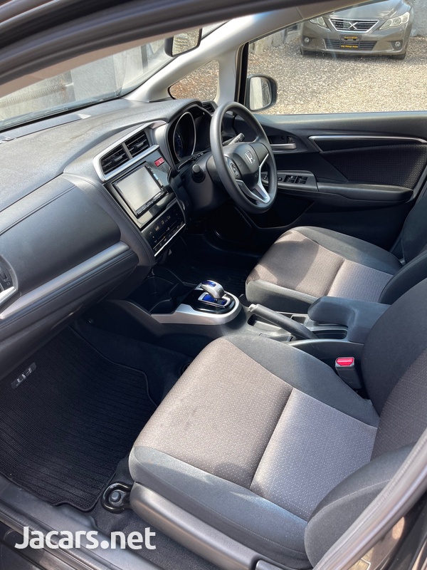 Honda Fit 1,5L 2015-8