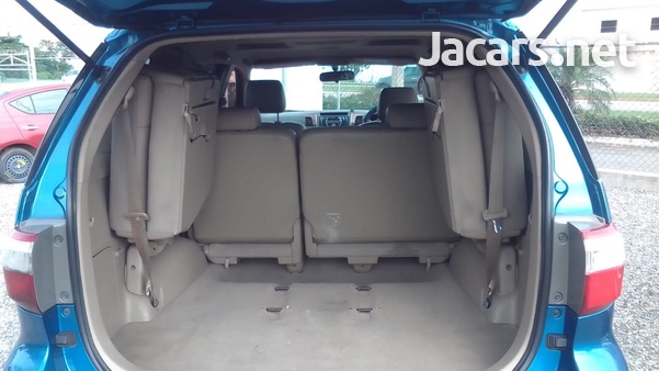 Toyota Fortuner 2,7L 2011-8