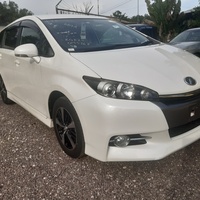 Toyota Wish 1,8L 2013 Toyota Wish 1,8L 2013
