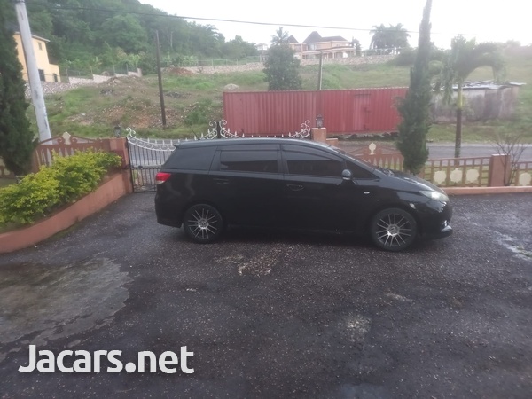 Toyota Wish 1,8L 2011-5