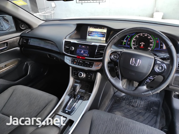 Honda Accord 2,0L 2015-5