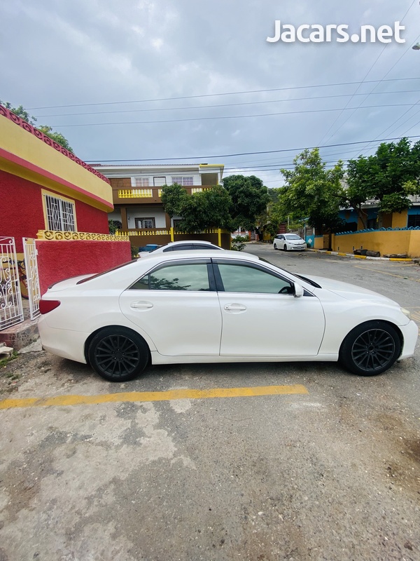 Toyota Mark X 2,5L 2010-6