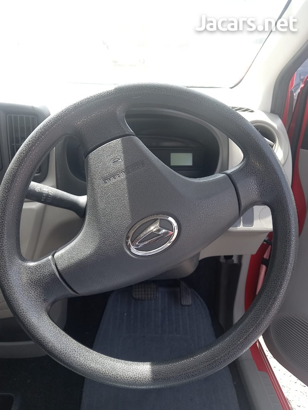 Daihatsu MIRA 0,7L 2015-8