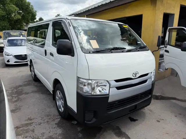 2018 Toyota Hiace, Kingston