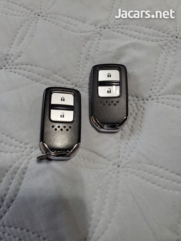 Honda Fit 1,3L 2016-1