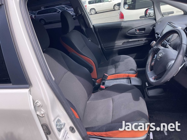 Toyota Wish 1,8L 2013-5