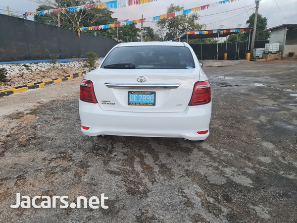 Toyota Axio 1,5L 2017-6