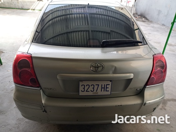 Toyota Avensis 1,8L 2005-3