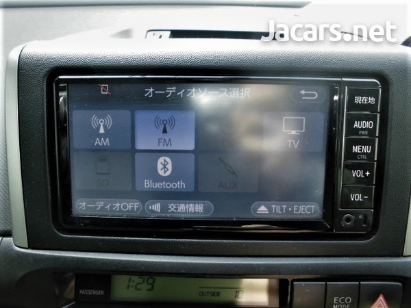 Toyota Wish 1,8L 2017-13