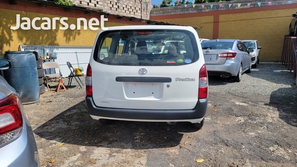Toyota Probox 1,5L 2020-2