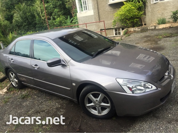 Honda Accord 2,3L 2004-1