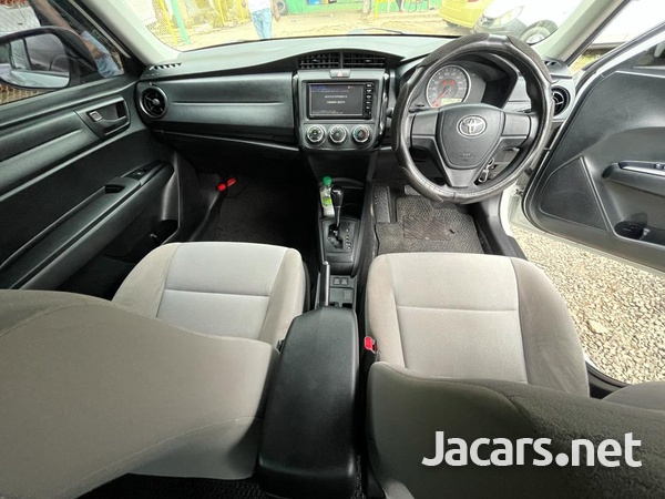 Toyota Axio 1,5L 2016-9