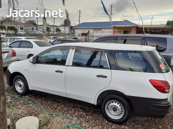 Nissan AD Wagon 1,5L 2016-2