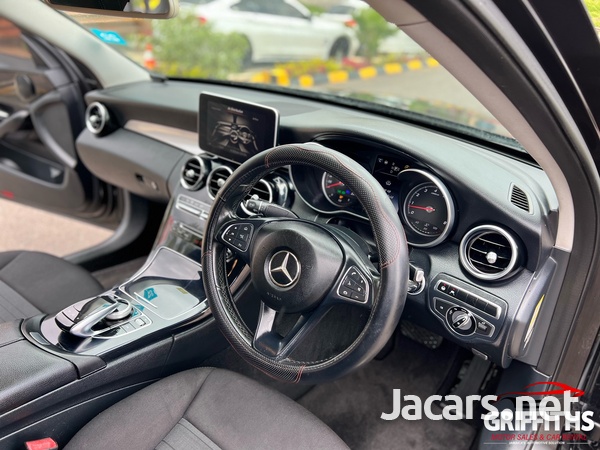 Mercedes-Benz C-Class 1,6L 2014-10