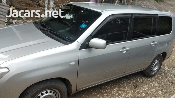 Toyota Probox 1,5L 2016-4