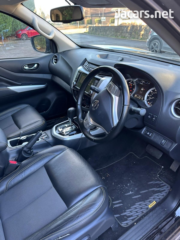 2017 Nissan Navara-6