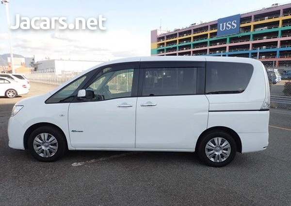 Nissan Serena 2,0L 2013