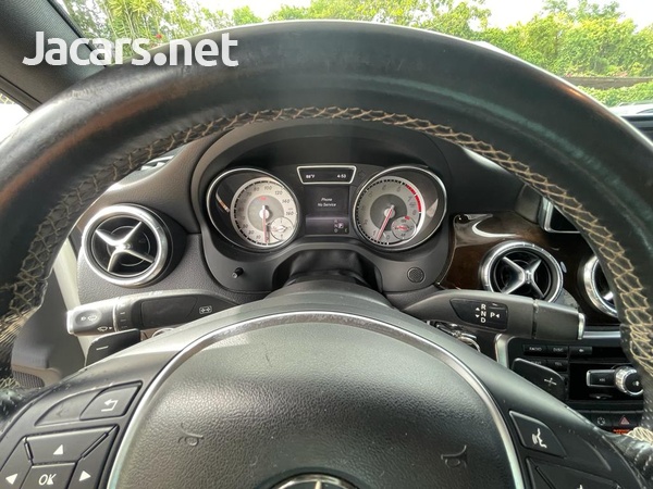 Mercedes-Benz CLA-Class 2,5L 2014-9