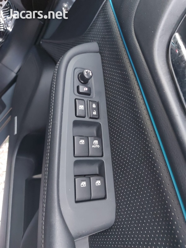 Subaru Legacy 2,5L 2015-8