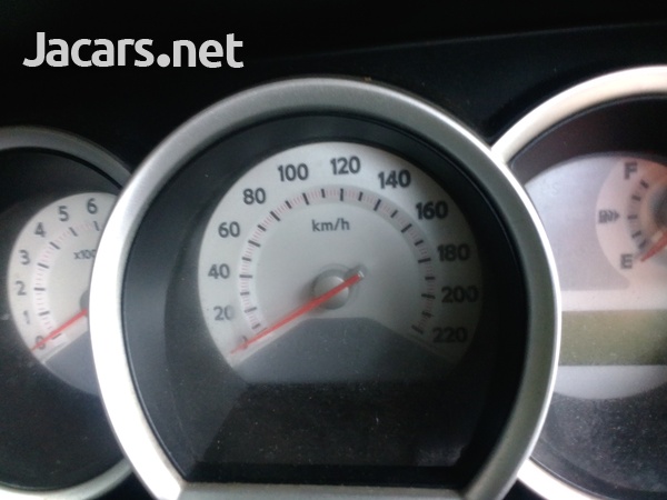 Nissan Tiida 1,5L 2009-1