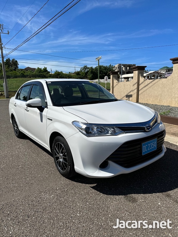Toyota Axio 1,5L 2015-1