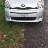 2010 Toyota Voxy 2010 Toyota Voxy